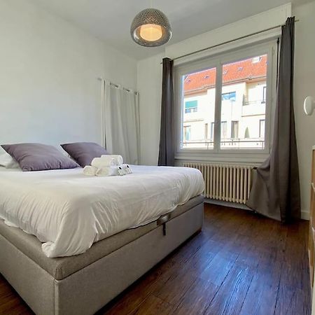 Toit-Terrasse Traversant Plein Centre 100M Du Lac Apartment Annecy Ngoại thất bức ảnh