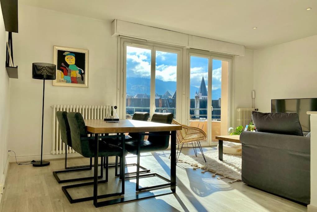 Toit-Terrasse Traversant Plein Centre 100M Du Lac Apartment Annecy Ngoại thất bức ảnh
