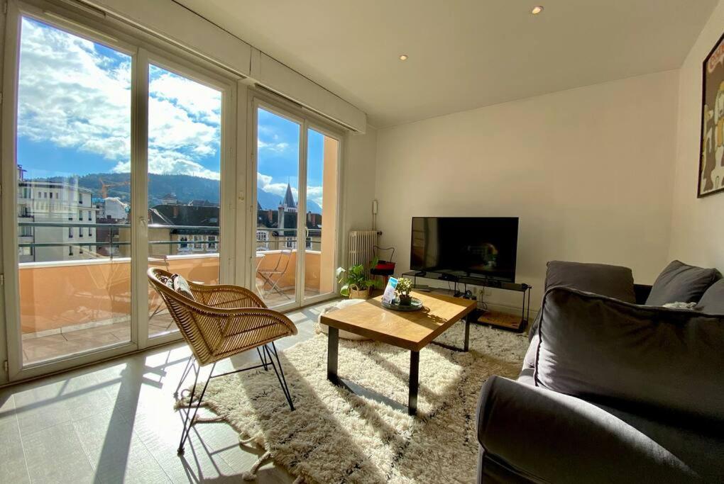 Toit-Terrasse Traversant Plein Centre 100M Du Lac Apartment Annecy Ngoại thất bức ảnh